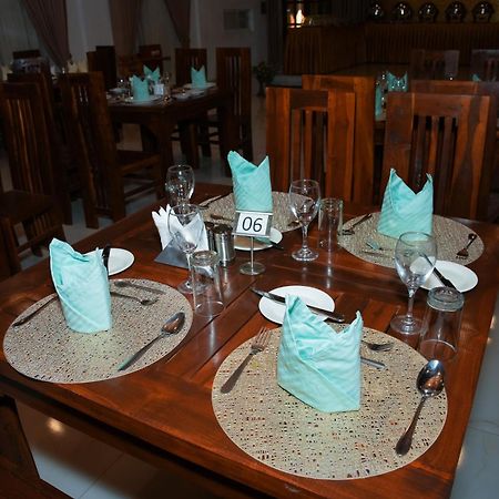 Jkab Park Hotel トリンコマリー エクステリア 写真