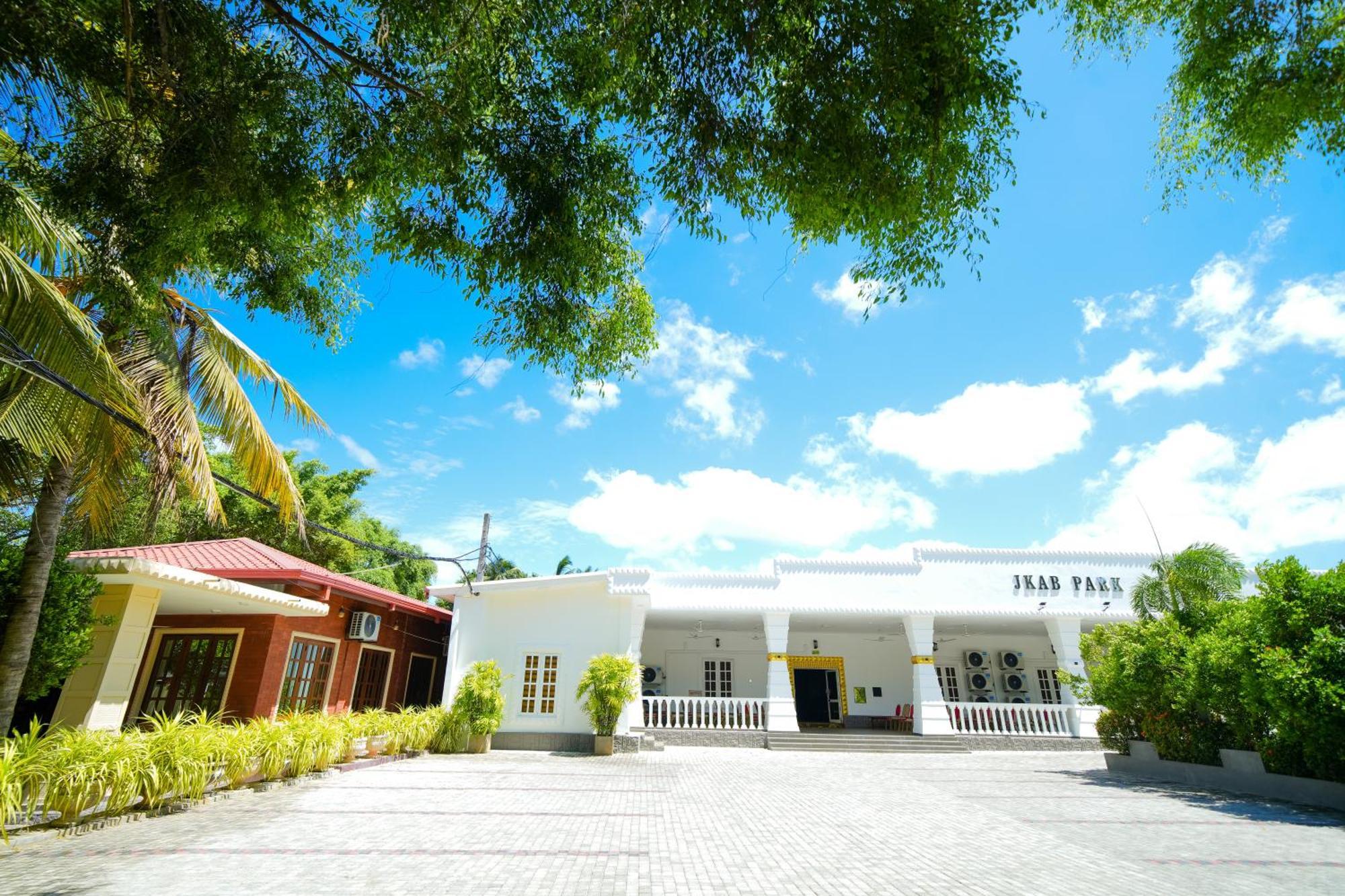 Jkab Park Hotel トリンコマリー エクステリア 写真