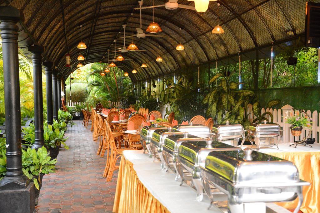 Jkab Park Hotel トリンコマリー エクステリア 写真