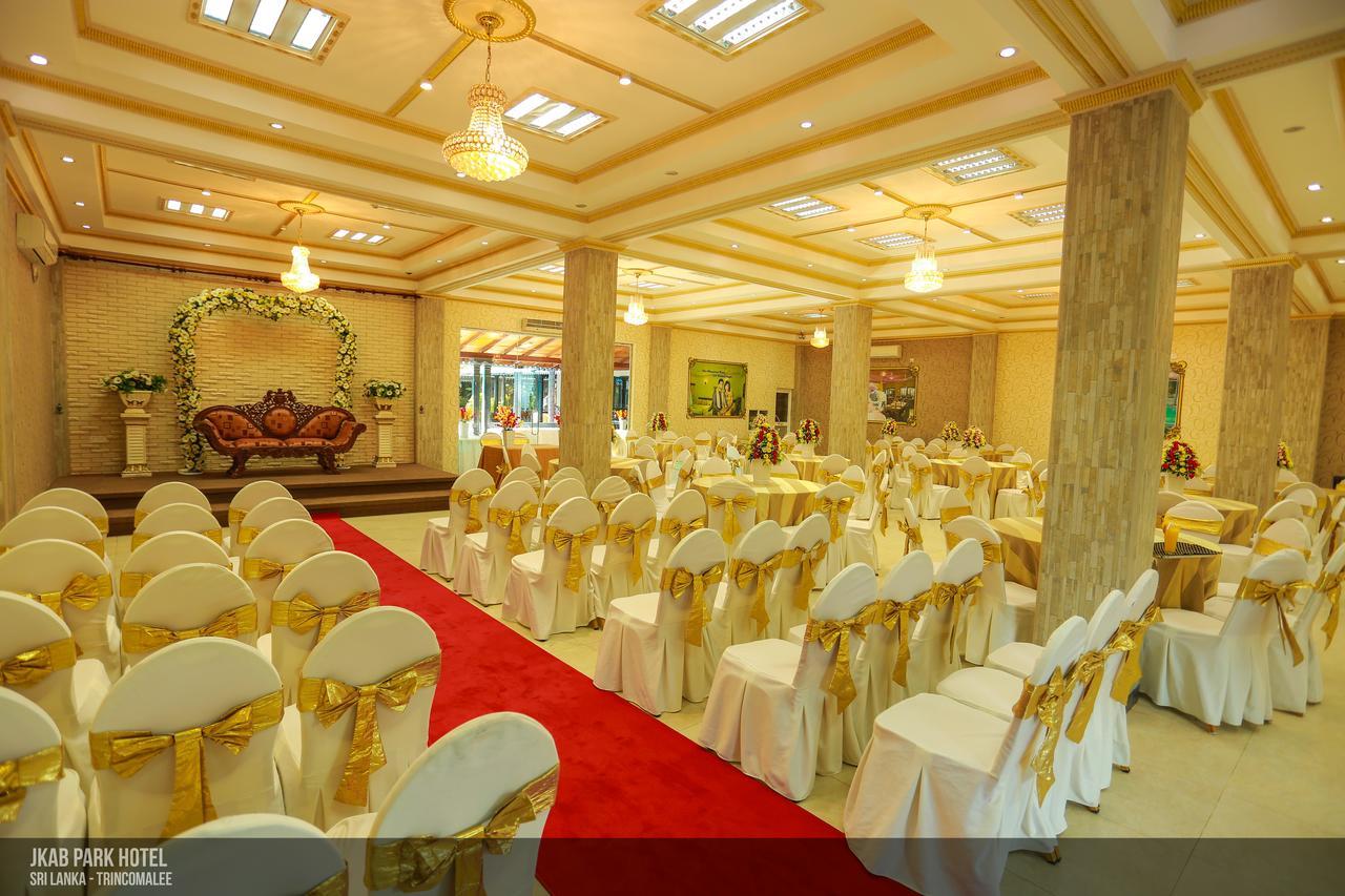 Jkab Park Hotel トリンコマリー エクステリア 写真
